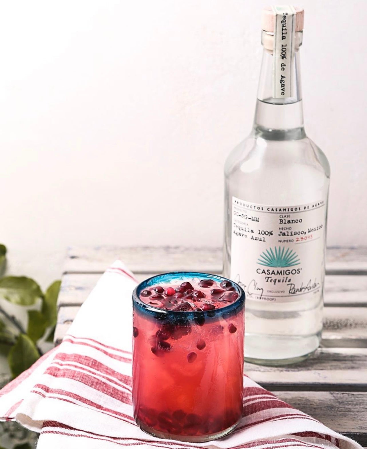 Casamigos Blanco tequila, 70cl - Citywide Drinks 