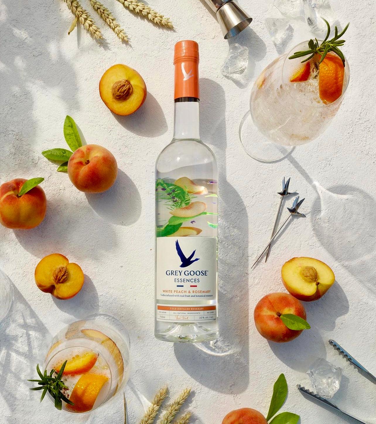 GREY GOOSE ESSENCES WHITE PEACH & ROSEMARY VODKA BASED SPIRIT, 70CL - Citywide Drinks 